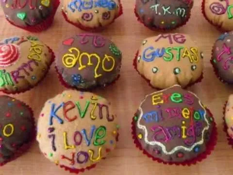 PANQUECITOS DE FIELTRO!! FELT CUPCAKES!! - YouTube