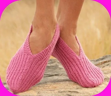 Pantuflas tejidas a dos agujas de color rosa | Patrones ... Pantuflas tejidas a dos agujas de color rosa | Patrones ...