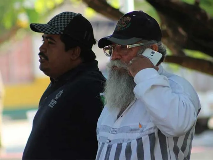 A 'Papá Pitufo' le ofrecieron candidatura a alcaldía A 'Papá Pitufo' le ofrecieron candidatura a alcaldía