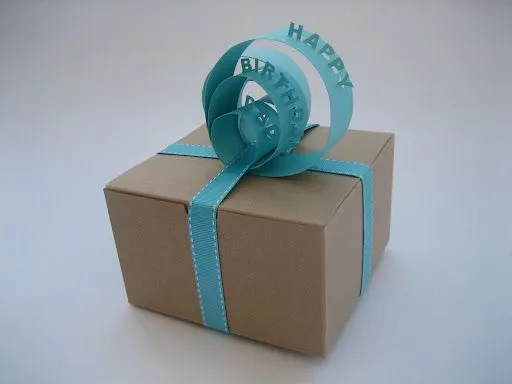 Papel de regalo Topper - Manualidades para Cumpleaños | Un Mundo ...