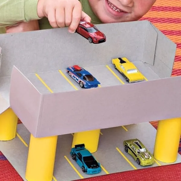 7 manualidades para niños con cartón