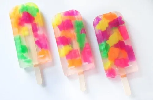 PARTTIS: Paletas heladas con gomitas