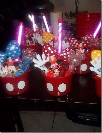 Party Pops: Mickey Mouse Birthday Party