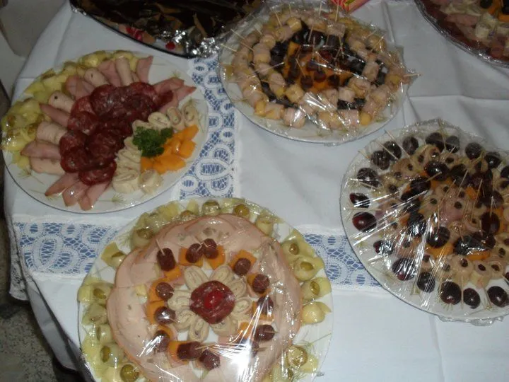 SALON METROPOLITANO DEL NORTE: PASABOCAS Y BEBIDAS SALON METROPOLITANO DEL NORTE: PASABOCAS Y BEBIDAS