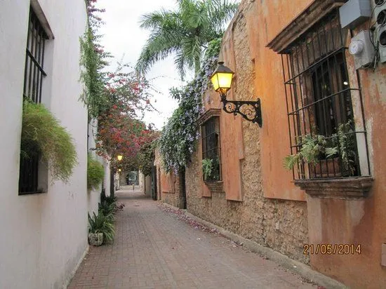 Pasajes hermosos: fotografía de Zona Colonial, Santo Domingo ...