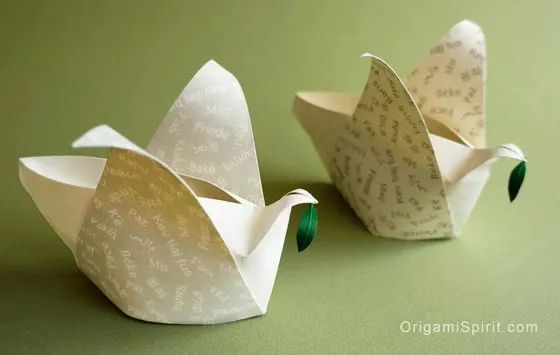 Paso a paso para hacer una caja de papel en forma de paloma de la paz