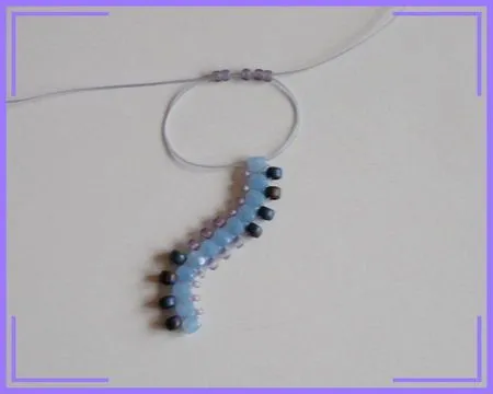 Como hago paso a paso un collar con chaquira : Como hago paso a paso un collar con chaquira :