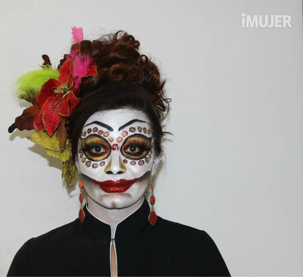 Paso a paso maquillaje de Catrina, la calavera mexicana | Estilo de Vida Belleza | Univision Paso a paso maquillaje de Catrina, la calavera mexicana | Estilo de Vida Belleza | Univision