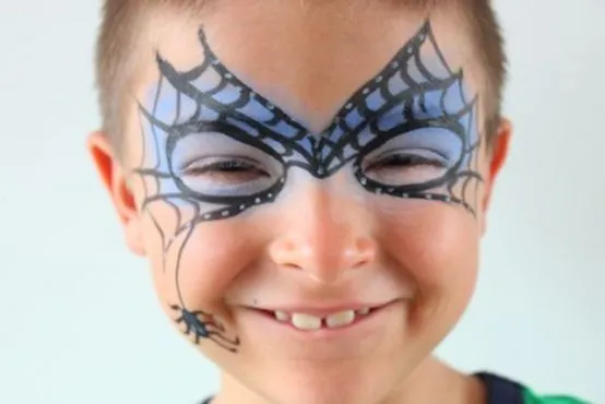 Paso a paso maquillaje para niños en Halloween | Maquillaje ... Paso a paso maquillaje para niños en Halloween | Maquillaje ...