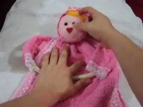paso a paso de muñeca para para porta papel de baño, - YouTube