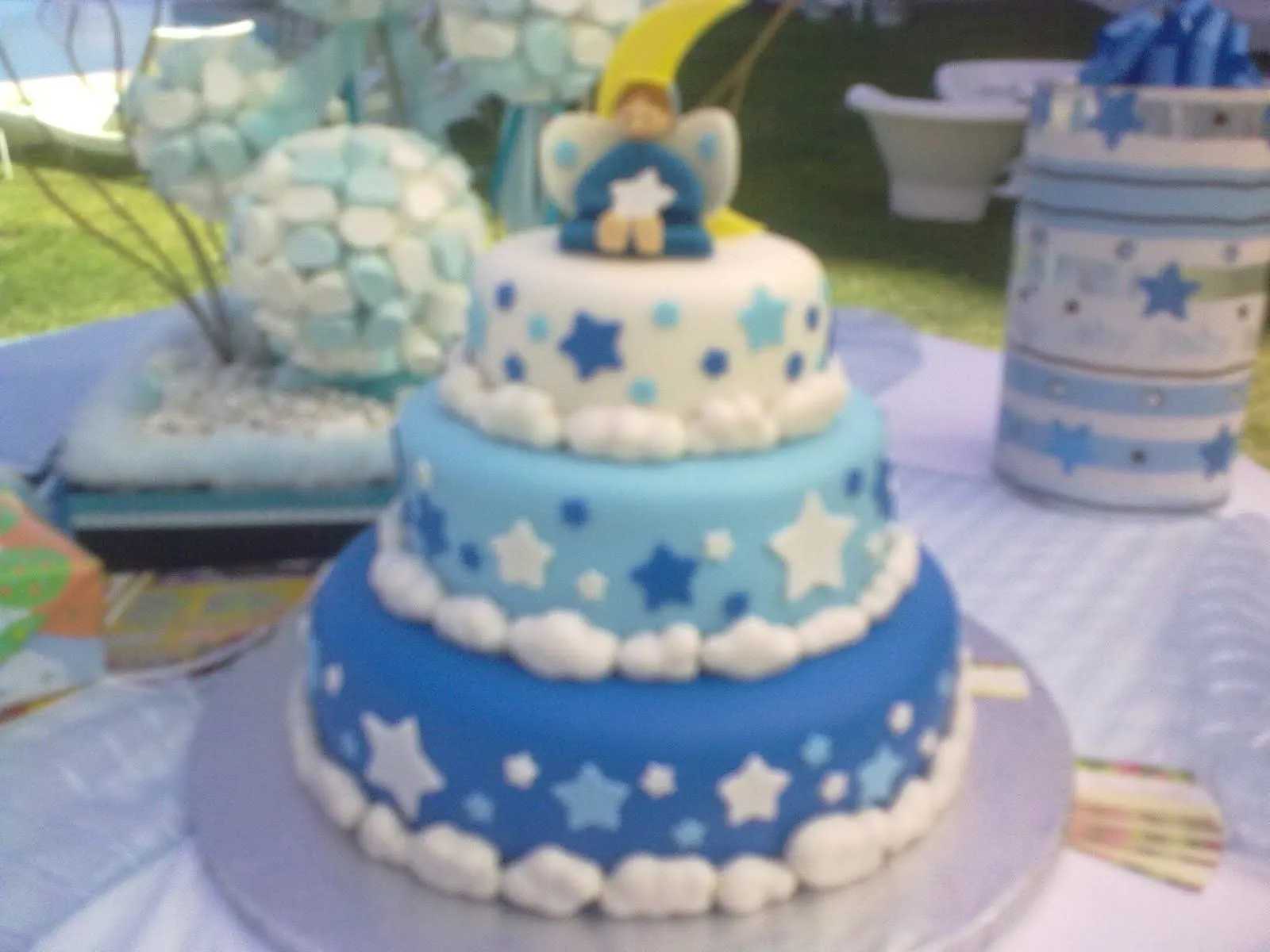 Pastel Boutique por Lina Sanchez: SUEÑO DE BEBE EN AZUL PARA BAUTIZO Pastel Boutique por Lina Sanchez: SUEÑO DE BEBE EN AZUL PARA BAUTIZO