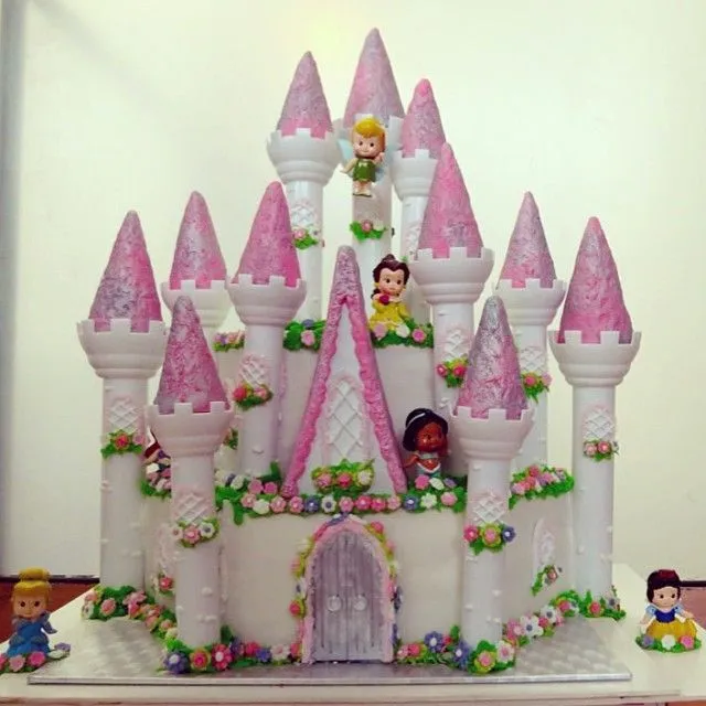Pastel de castillo de princesas. | CASTILLOS Y PRINCESAS ...