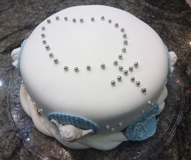 Pastel para Primera Comunión. Tutorial con plantillas. | Ideas y ... Pastel para Primera Comunión. Tutorial con plantillas. | Ideas y ...