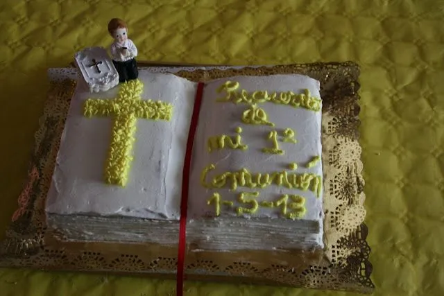 Tortas decoradas en forma de biblia - Imagui