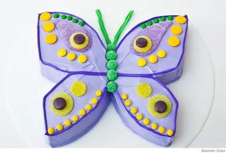 Tarta de mariposa con lacasitos para baby shower | Fiestas y ... Tarta de mariposa con lacasitos para baby shower | Fiestas y ...