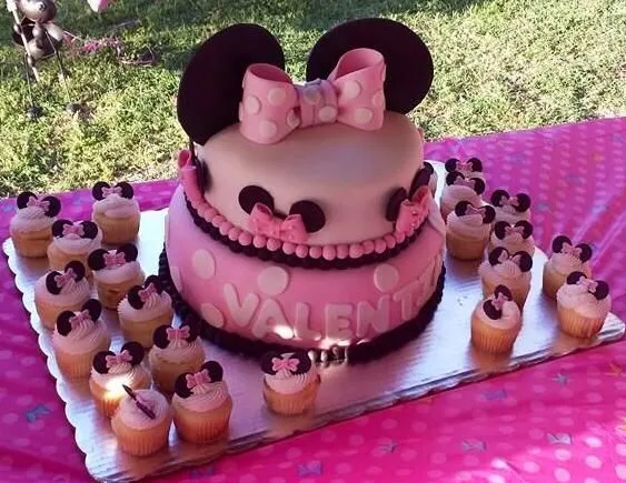 PAstel de Mimi con bollitos | Cosas que adoro | Pinterest | Pastel