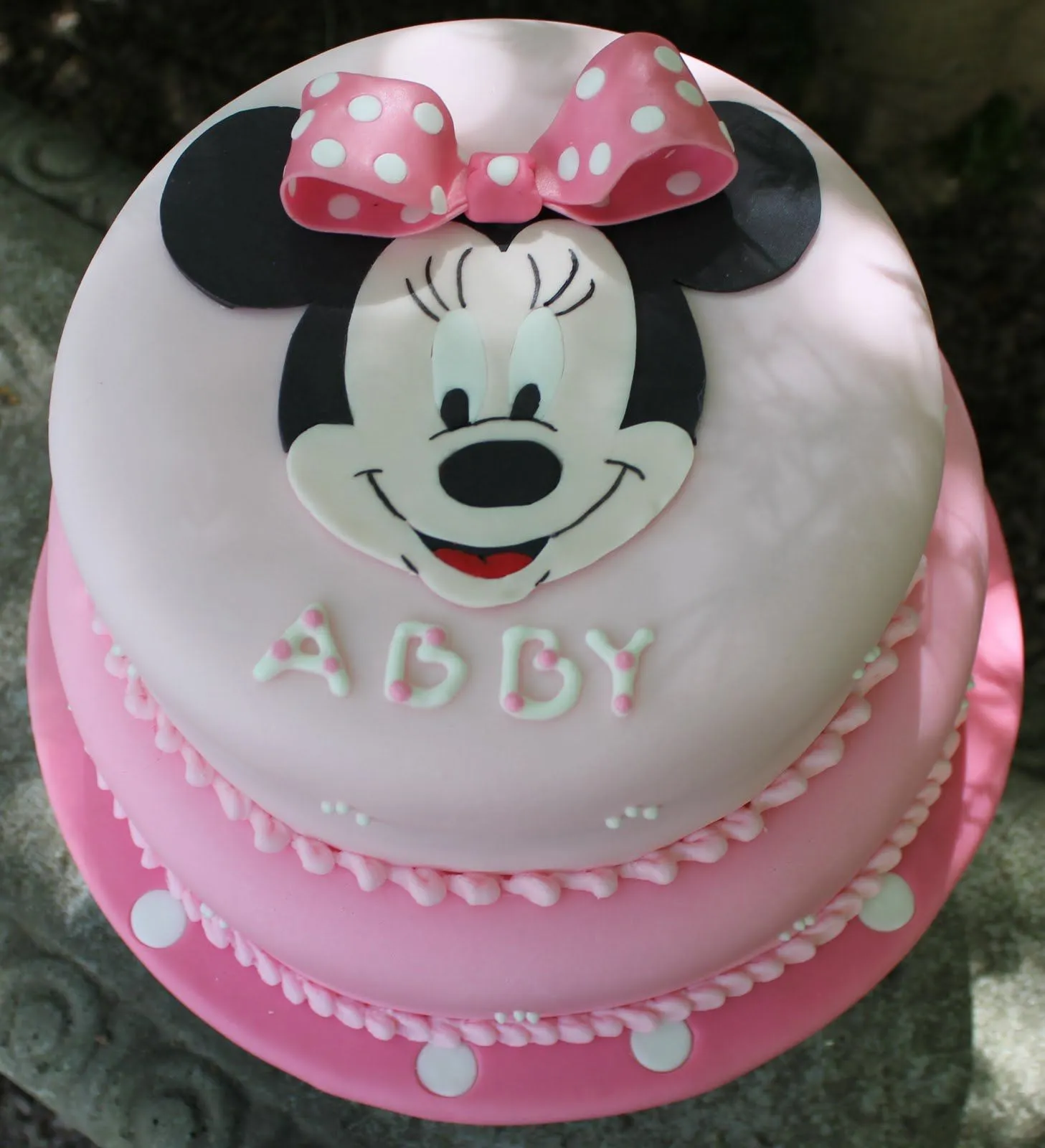 Flore Cakes: Minnie Mouse cake - Pastel de la ratona Mimi