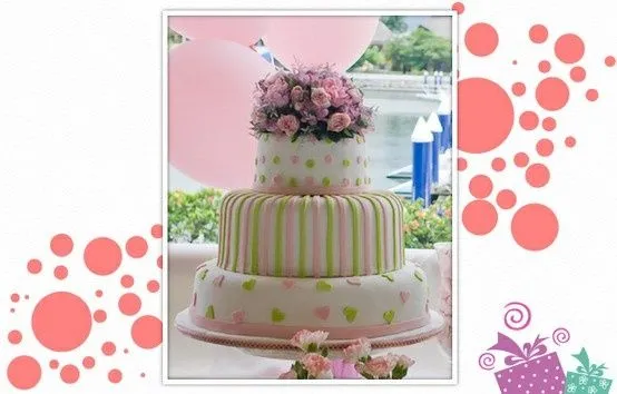Pastel de tres pisos con decoración en verde y rosa | Pasteles ... Pastel de tres pisos con decoración en verde y rosa | Pasteles ...