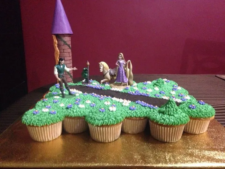 Pastel Rapunzel paisaje. | Pastel Cupcakes | Pinterest
