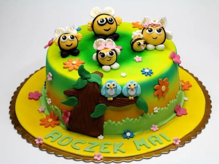 Pastel Rubee de la serie The Hive ( La Colmena Feliz) | Buzzbee ... Pastel Rubee de la serie The Hive ( La Colmena Feliz) | Buzzbee ...