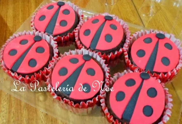 La Pasteleria de Noe: CUPCAKES
