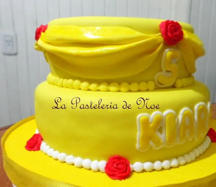 La Pasteleria de Noe: PRINCESA BELLA