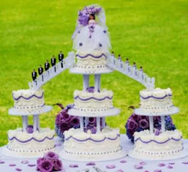 Pasteles de 15 Años con Fuentes Pasteles de 15 Años con Fuentes