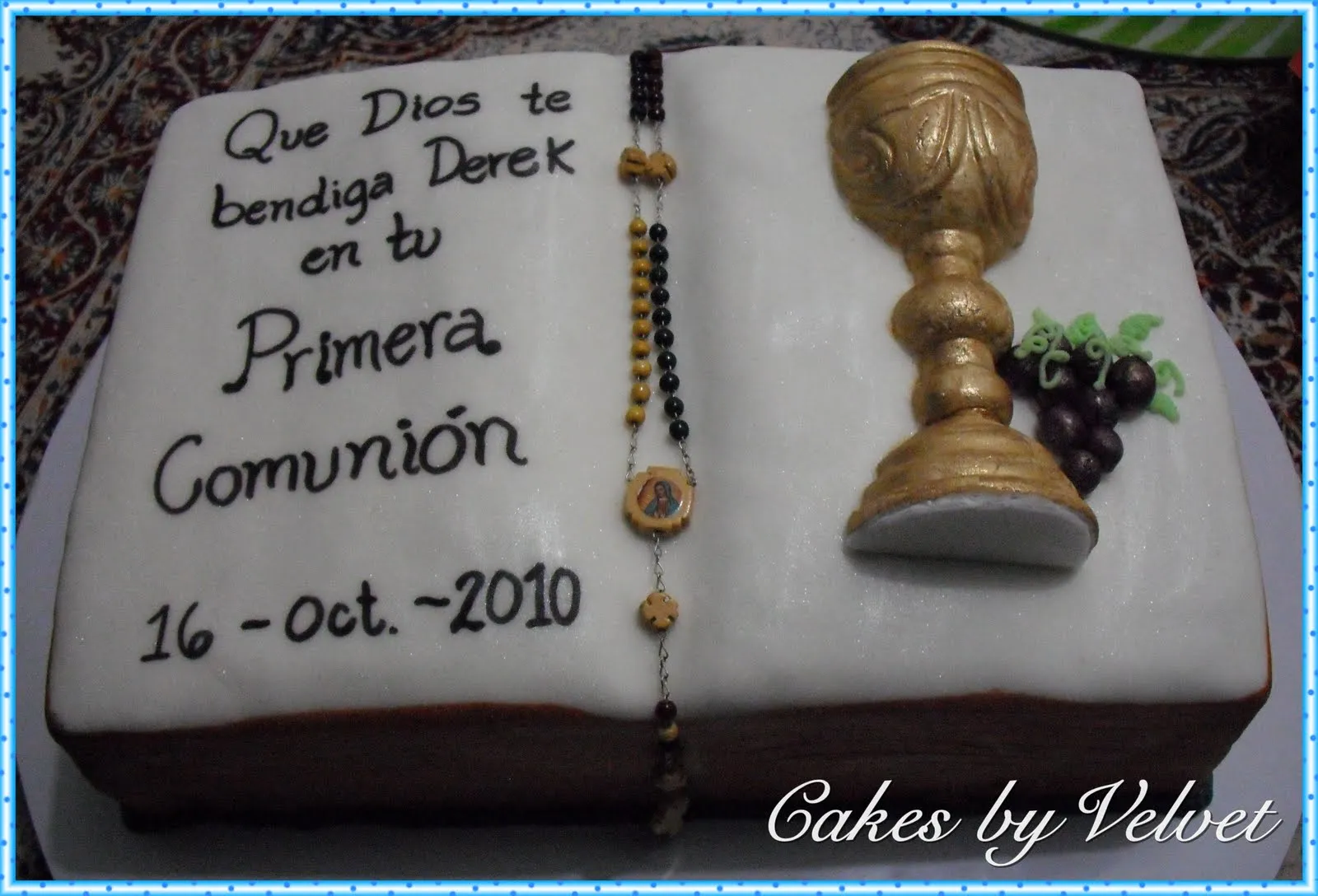Pasteles Aterciopelados: Primera Comunión