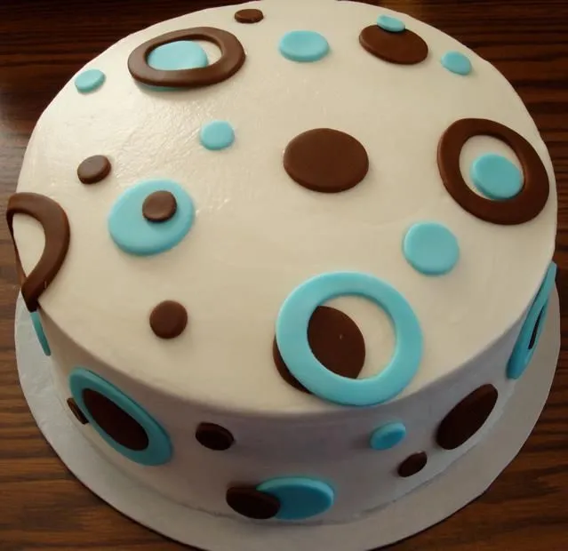Pasteles betun de mantequilla con decoraciones en fondant ... Pasteles betun de mantequilla con decoraciones en fondant ...