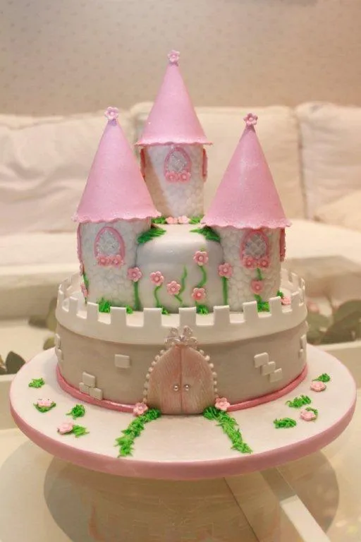 Pasteles de castillos de princesas - Imagui