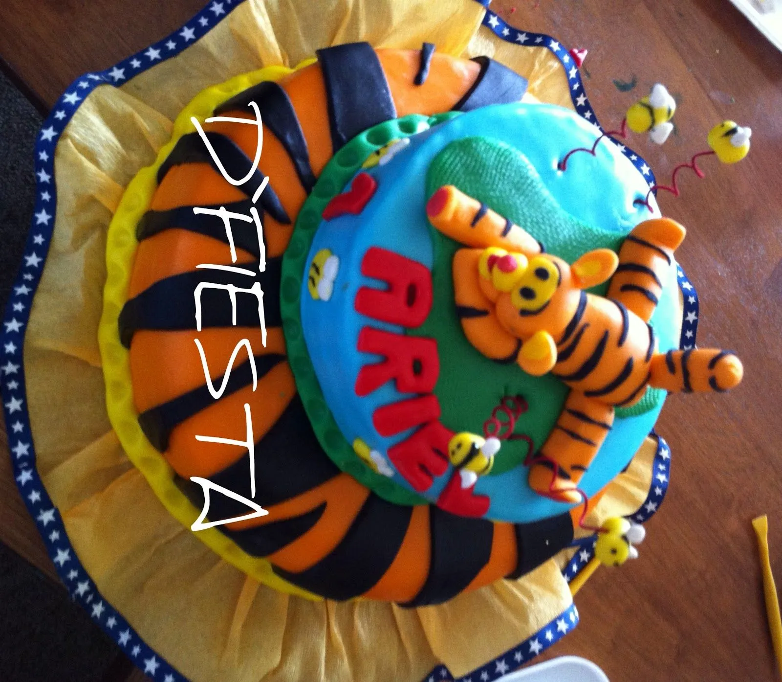 PASTELES D FIESTA: PASTEL TIGGER