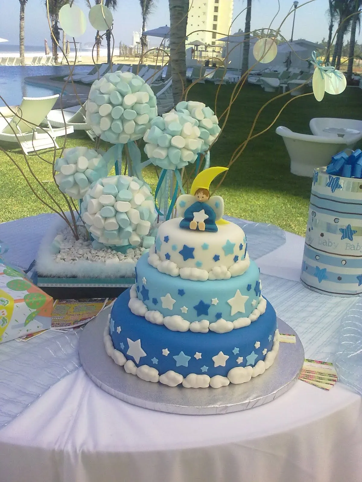 Pasteles de fondant para bautizo - Imagui