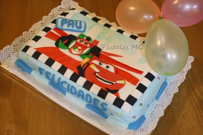 Pasteles MG: Tarta Cars 2. Rayo McQueen y Francesco Bernoulli. Pasteles MG: Tarta Cars 2. Rayo McQueen y Francesco Bernoulli.