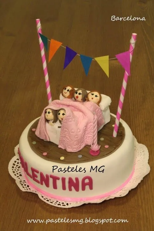 Pasteles MG: Tarta para Pijamada infantil