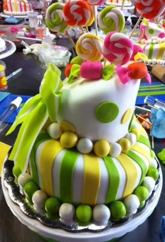 Pasteles, panquecitos y algo más...: Curso Mini pasteles chuecos Pasteles, panquecitos y algo más...: Curso Mini pasteles chuecos