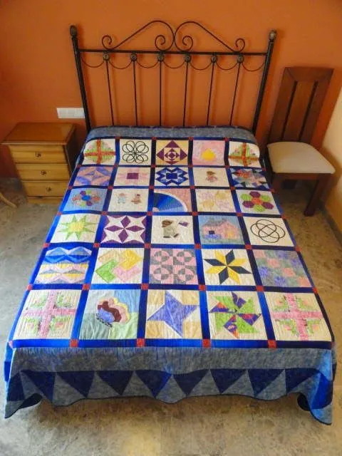 Patchwork desde la Alpujarra: Colcha muestrario de patchwork o ...