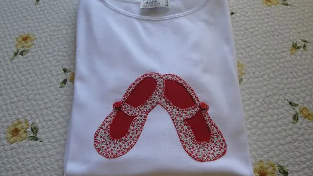 EL PATCHWORK DE KRIS: LAS CAMISETAS SON PARA EL VERANO!! EL PATCHWORK DE KRIS: LAS CAMISETAS SON PARA EL VERANO!!