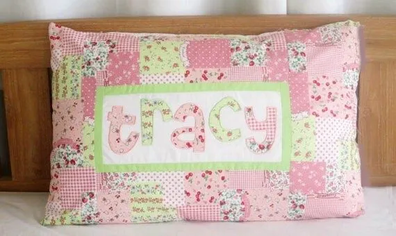 Patchwork nombre almohada cubierta personalizada por mybedlinen Patchwork nombre almohada cubierta personalizada por mybedlinen