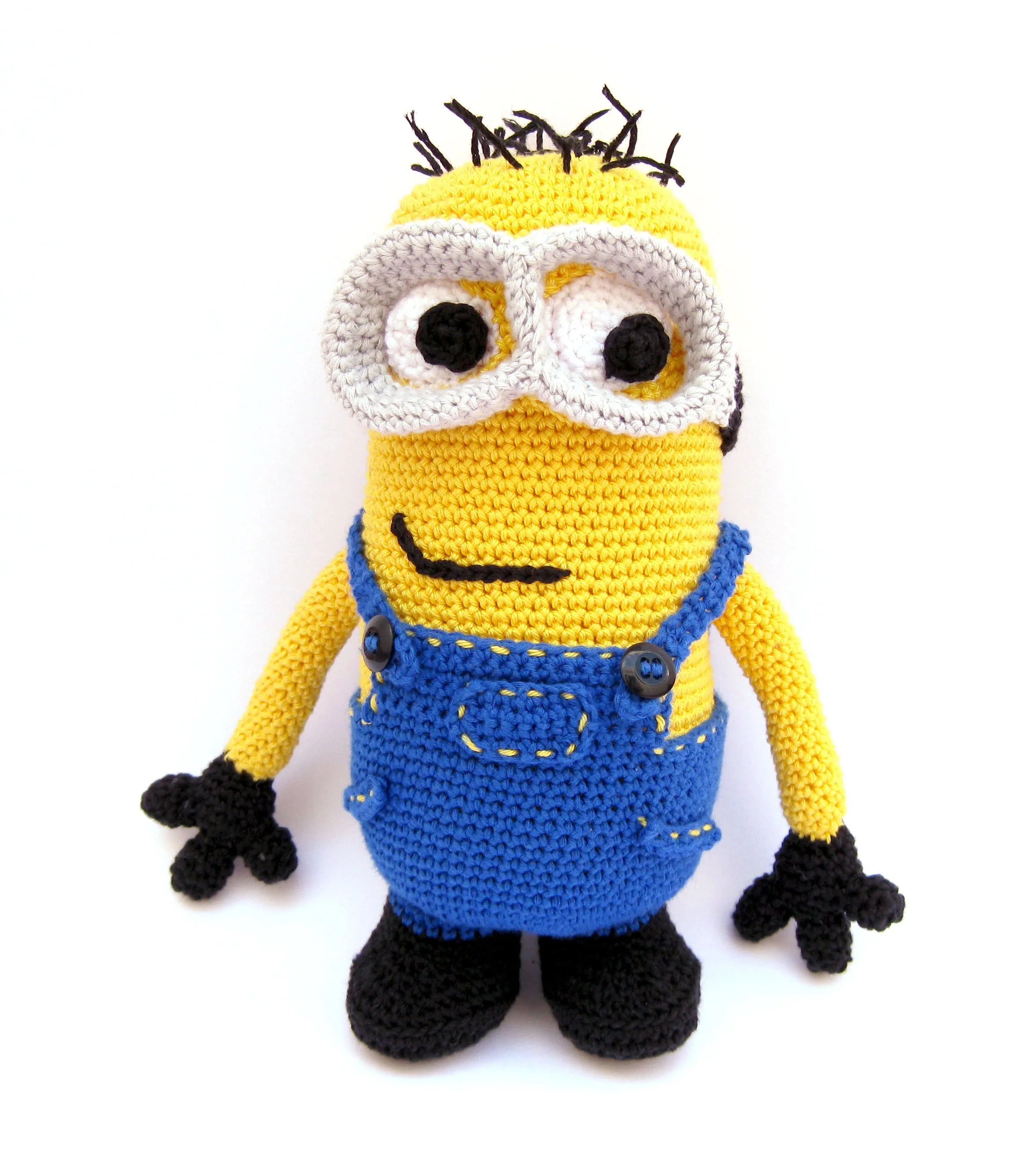 Patrón Amigurumi para tejer un Minion | El Hogar de las lanas