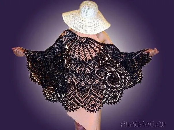 Patrón crochet de poncho circular con motivo de piñas | Crochet y ...