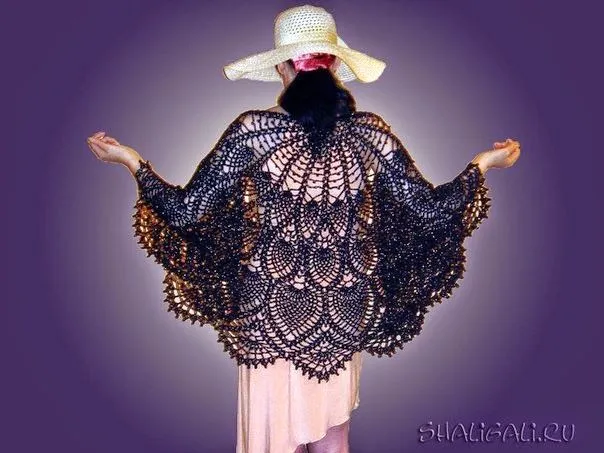 Patrón crochet de poncho circular con motivo de piñas | Crochet y ... Patrón crochet de poncho circular con motivo de piñas | Crochet y ...