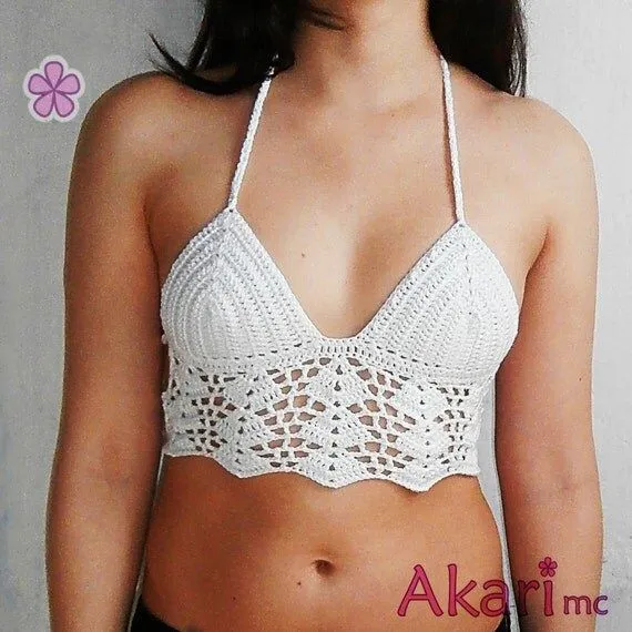 Patrón de crochet top corto con espalda abierta. Patrón por AKARImc