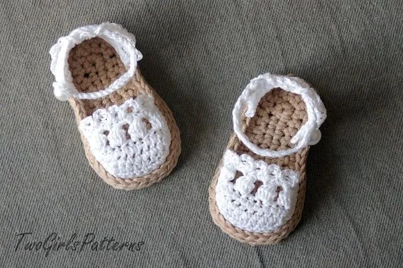 Patrón de ganchillo para bebé alpargata por TwoGirlsPatterns Patrón de ganchillo para bebé alpargata por TwoGirlsPatterns