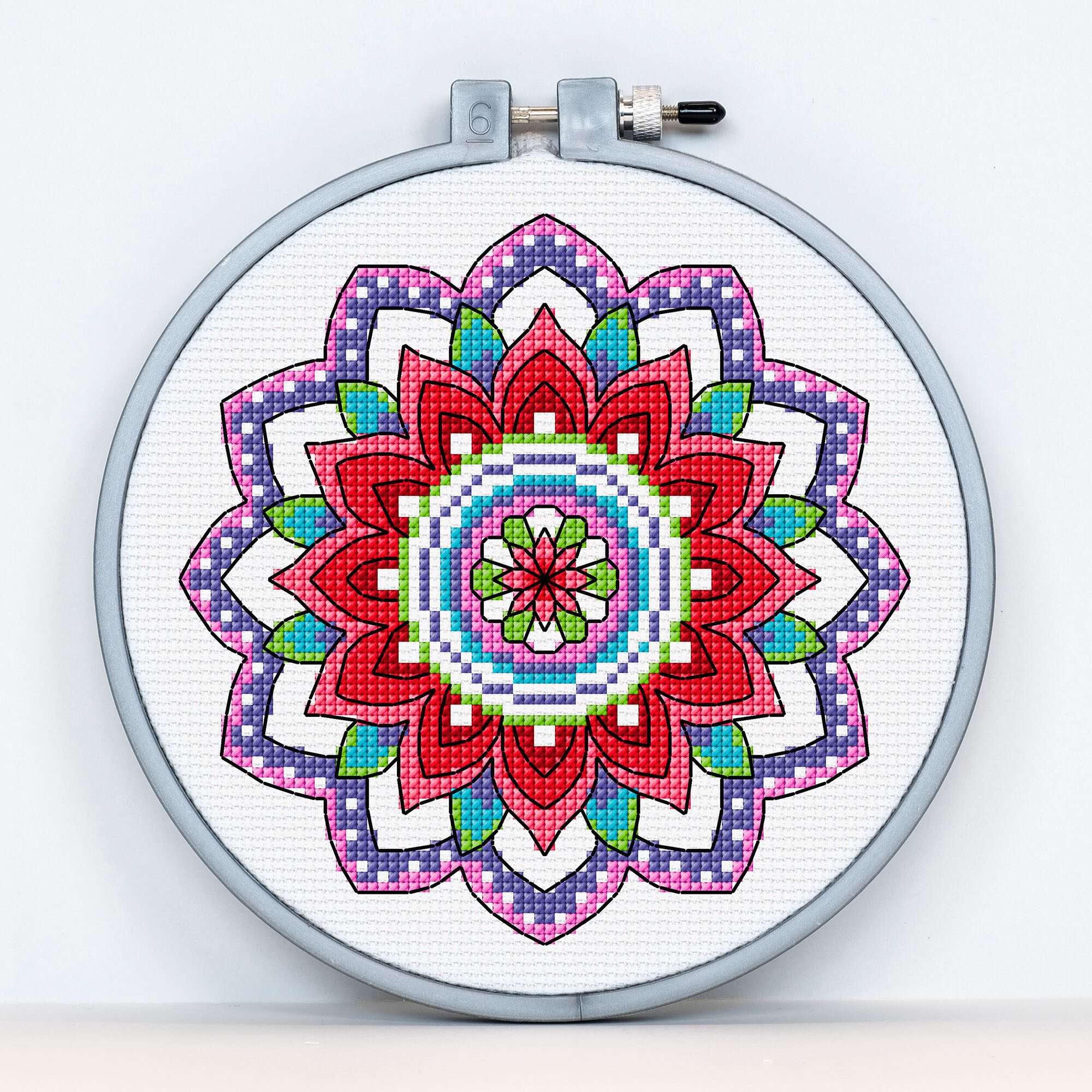 PATRÓN GRATIS Relajante Mandala en Bordado - Crochetisimo