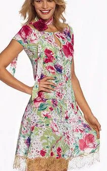 Patrón gratis Vestido 127 Burda, transformado en Blusa