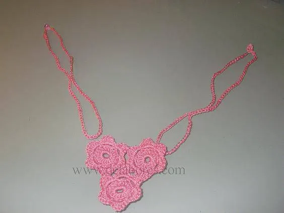 Patrón para tejer un collar a crochet :: Collar tejido de ... Patrón para tejer un collar a crochet :: Collar tejido de ...