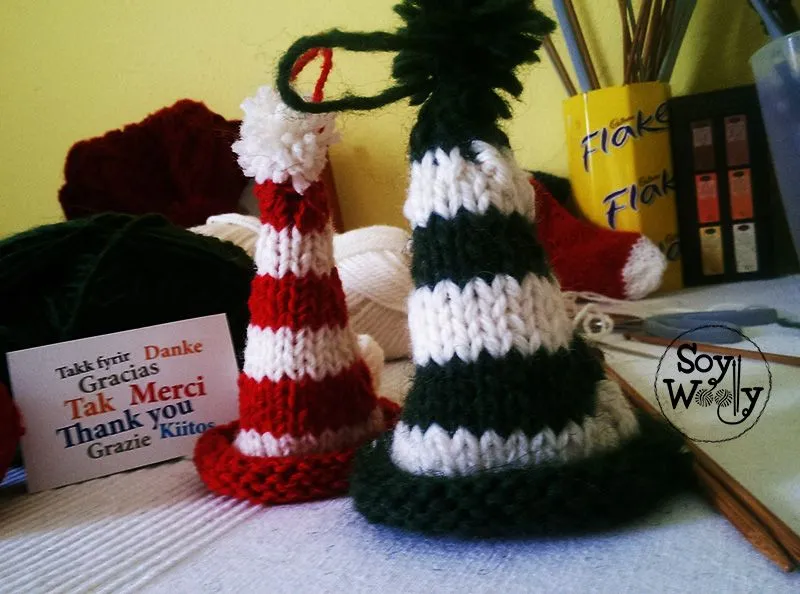 Patrón para tejer un gorro de duende navideño con dos agujas | Soy ...