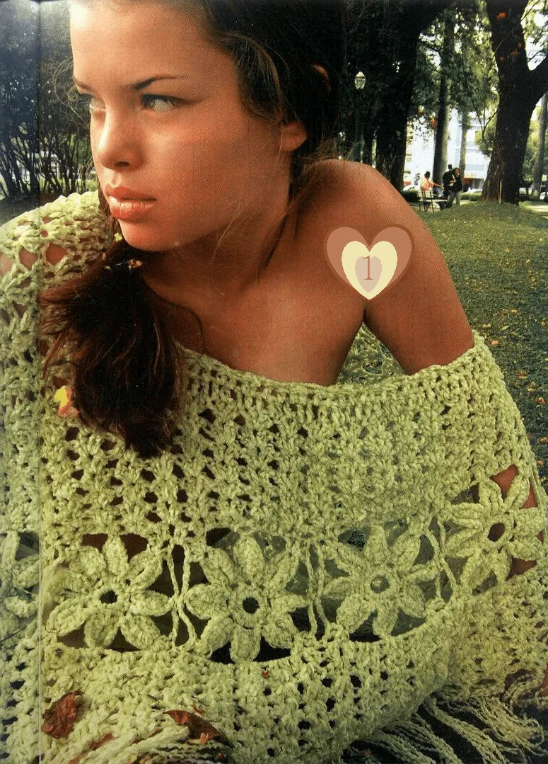 Poncho Flores Crochet Patron - Patrones Crochet
