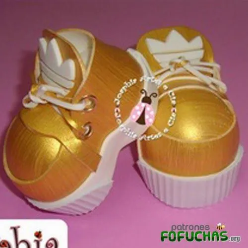 Patrones fofuchas zapatos dorados | Patrones Fofuchas Patrones fofuchas zapatos dorados | Patrones Fofuchas