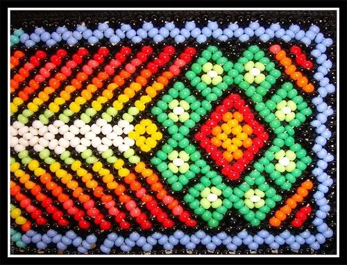 Pulseras chaquiras - Imagui